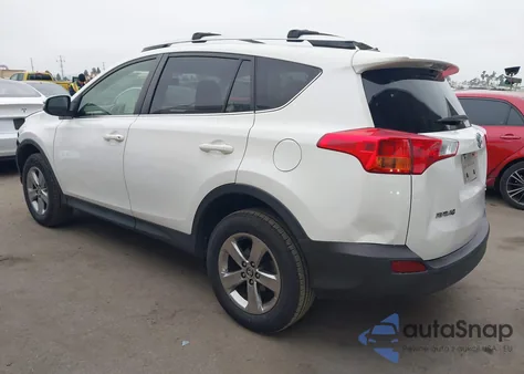2015 Toyota Rav4 Xle z USA, uszkodzony, nr VIN JTMWFREV6FD075613